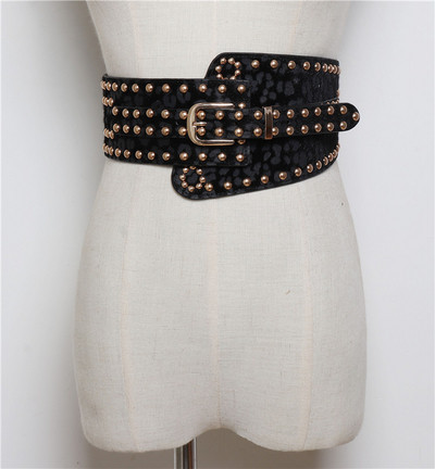 Stílusos női öv fém elemekkel több színben