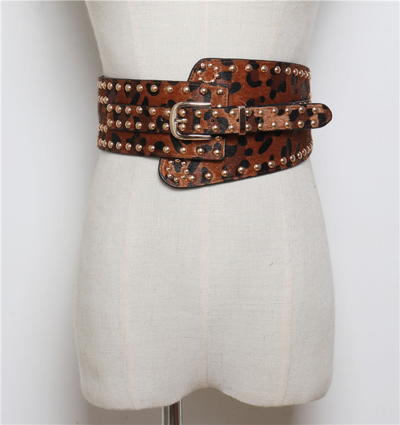 Stílusos női öv fém elemekkel több színben