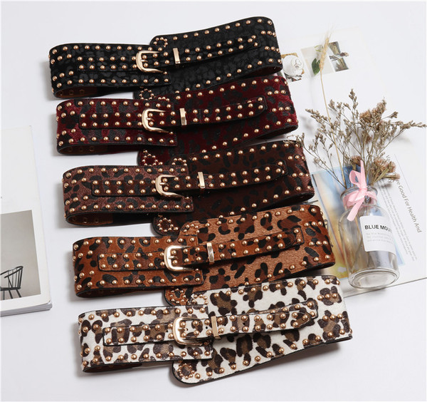 Stílusos női öv fém elemekkel több színben