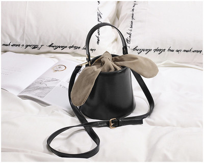 Modern női táska két színben, eco bőrből, rövid és hosszú füllel