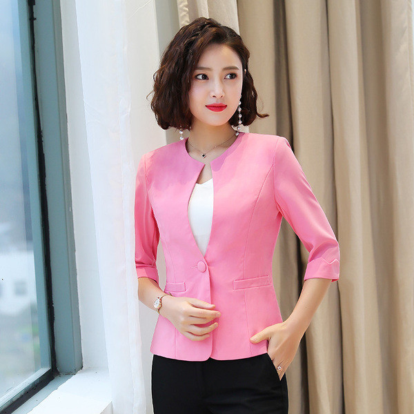 Stílusos női kabát több színben