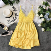 Női modern nyári ruha csipkével és vékony pántokkal több színben