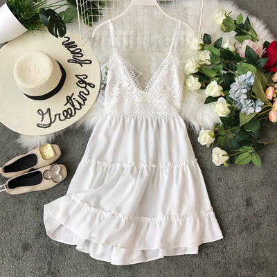 Női modern nyári ruha csipkével és vékony pántokkal több színben