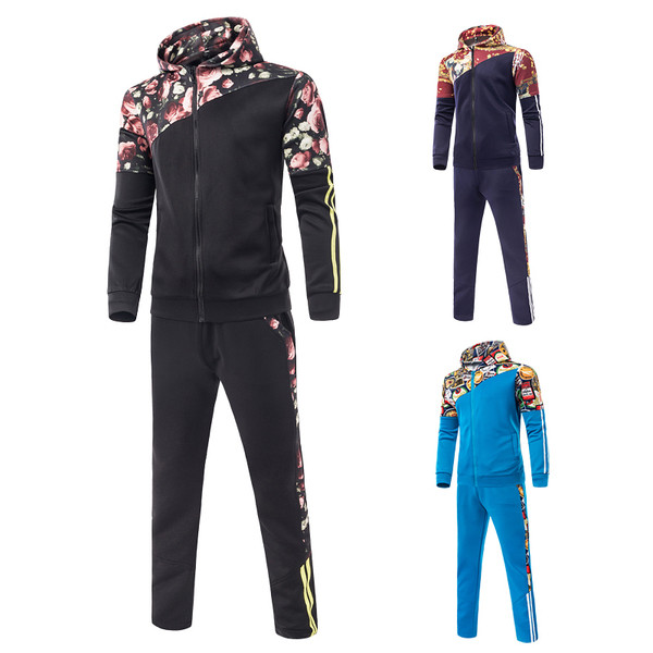 Aktuális férfi öltöny három színben fehér szegéllyel