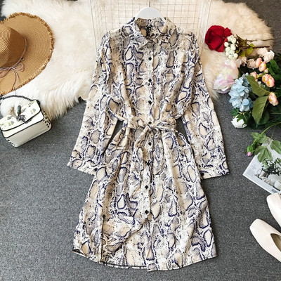 Modern női ruha mintával több színben