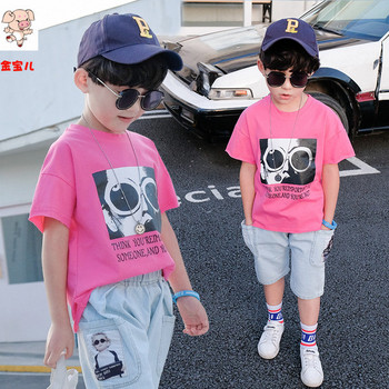 Μοντέρνα παιδική μπλούζα με εφαρμογή για αγόρια