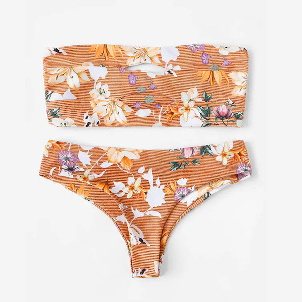 Hit csíkos női fürdőruha virágos motívummal