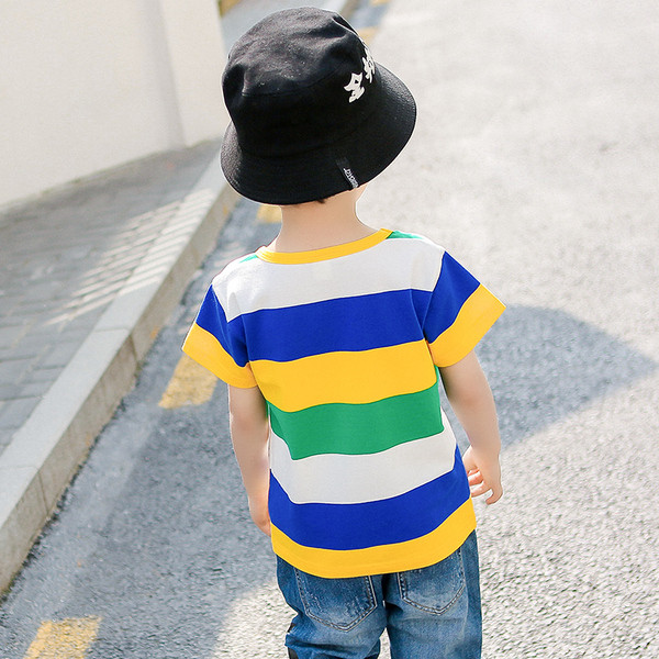 Gyerek póló két színben, fiús applikációval