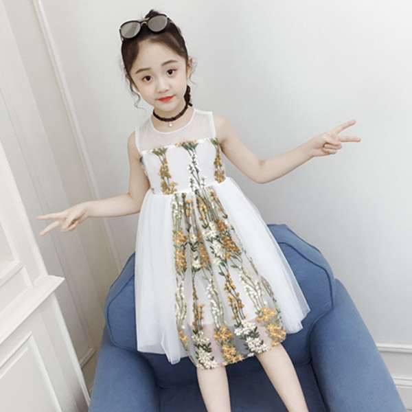 Rochie eleganta pentru copii alb cu broderie