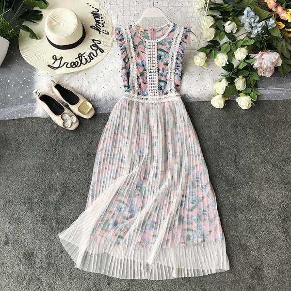 Rochie moderna de dama cu motive florale si decolteu O