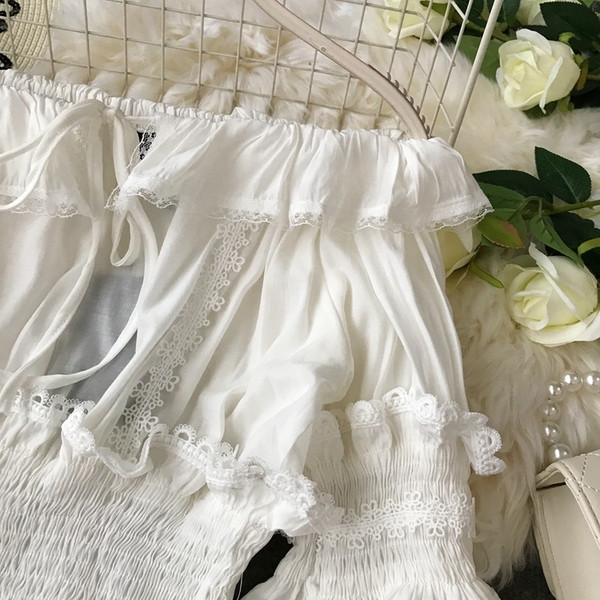 Κομψό γυναικέιο σετ  σε διαφορετικά χρώματα