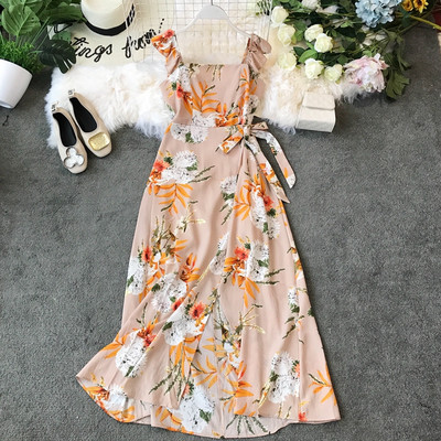 Lezser női hosszú ruha vastag pántokkal és virágmotívummal