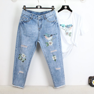 Stílusos női kétrészes szett hímzéssel