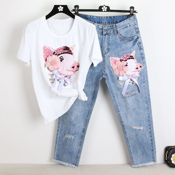 Μοντέρνο γυναικέιο σετ με κεντήματα