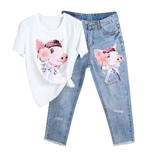 Μοντέρνο γυναικέιο σετ με κεντήματα