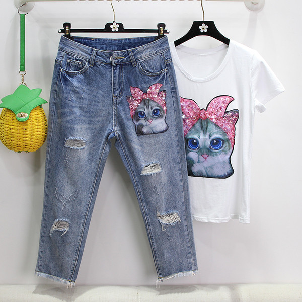 Ημερήσιο γυναικείο σετ -  μπλούζα  + τζιν με εφαρμογή