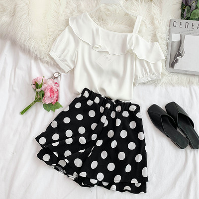 Μοντέρνο γυναικείο σετ από δύο κομμάτια σορτς + μπλούζα σε διάφορα χρώματα