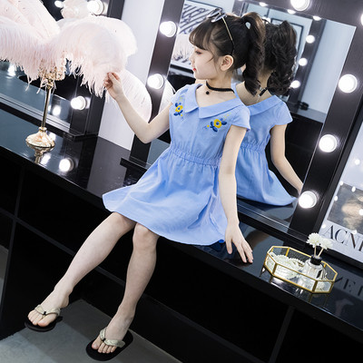 Rochie moderna pentru copii cu broderie in doua culori