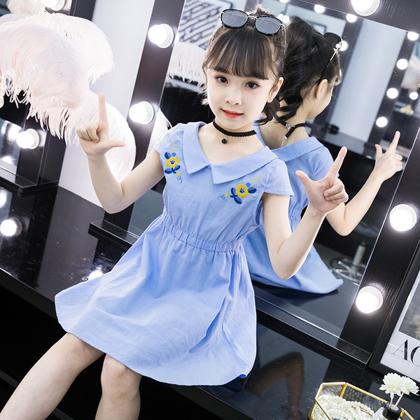 Rochie moderna pentru copii cu broderie in doua culori