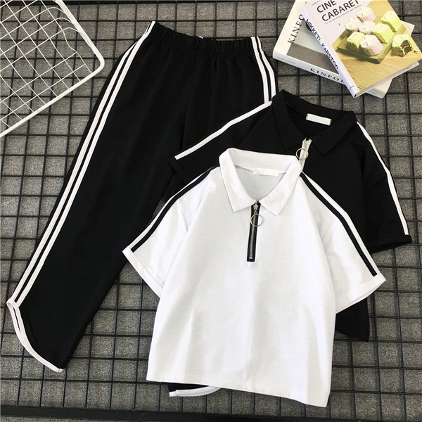 Γυναικείο αθλητικό σετ  παντελόνι +  μπλουζάκι φερμουάρ σε δύο χρώματα