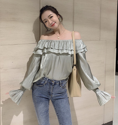 Bluză de damă modernă cu umerii goi și mâneci lungi și largi în trei culori