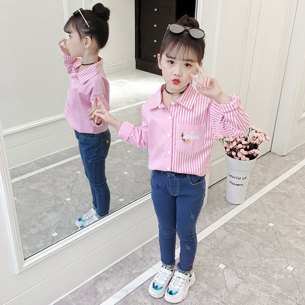 Cămașă pentru fete pentru copii în două culori cu buzunar și broderie