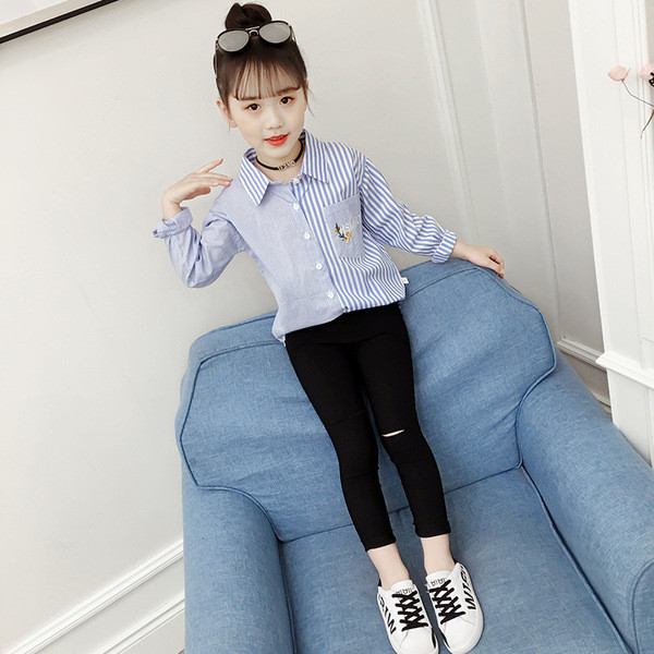 Cămașă pentru fete pentru copii în două culori cu buzunar și broderie