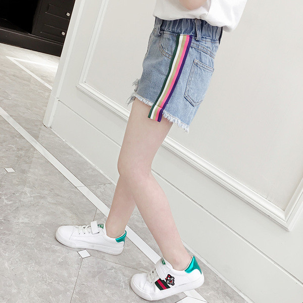 Modern, rövid, zsebes gyerek farmer lányoknak