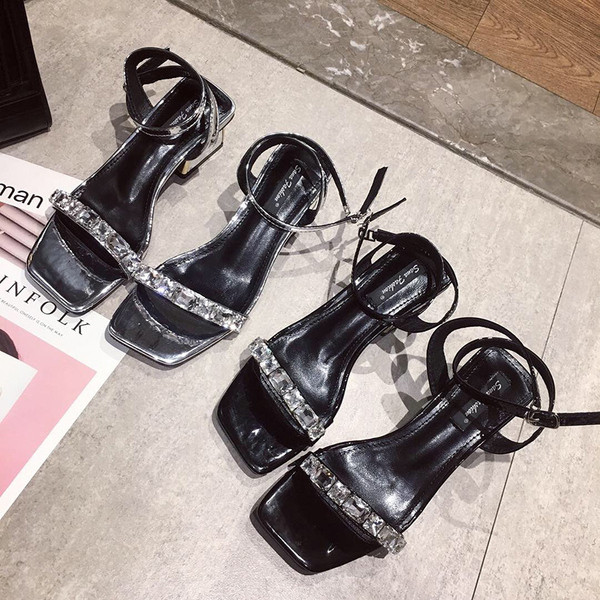 Sandale de dama stilate cu pietre decorative in doua culori