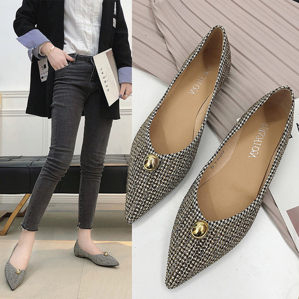 Pantofi eleganti de dama - model ascutit in doua culori