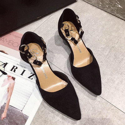 Aktuális női magassarkú cipő három színben, öko velúrból