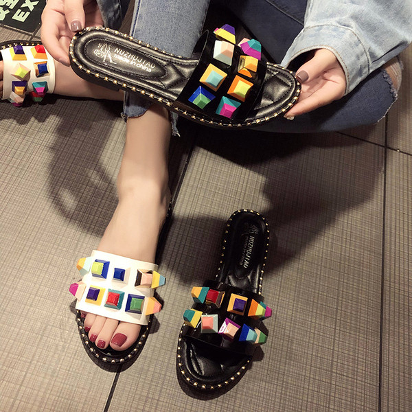 Női modern papucs két színben, öko bőrből