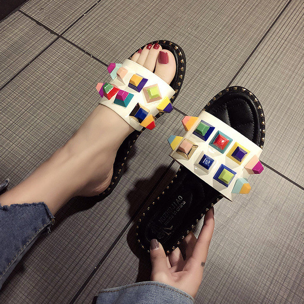 Női modern papucs két színben, öko bőrből