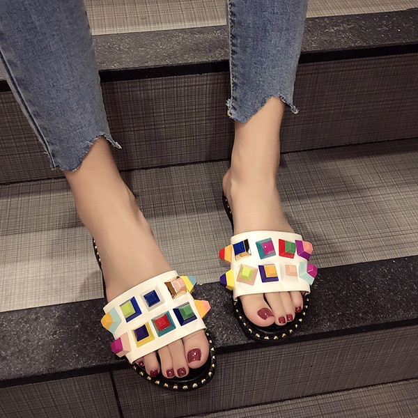 Női modern papucs két színben, öko bőrből