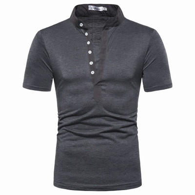 Modern férfi póló különböző színekben, gombokkal