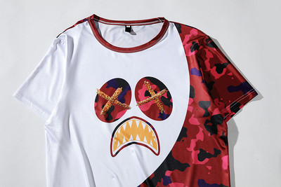 Alkalmi férfi póló három színben rátét-aszimmetrikus mintával