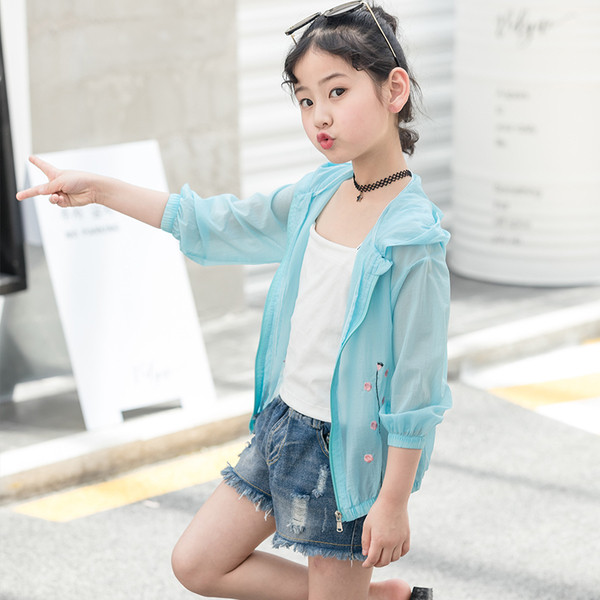 Μοντέρνο γυναικείο μπουφάν  σε τρία χρώματα για κορίτσια