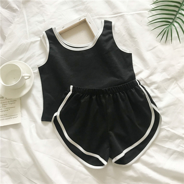 Σπορ- καθημερινό γυναικείο σετ  σε μαύρο και γκρι χρώμα