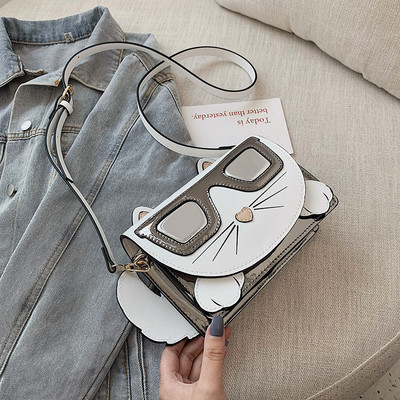 Geanta de dama moderna in doua culori cu elemente 3D