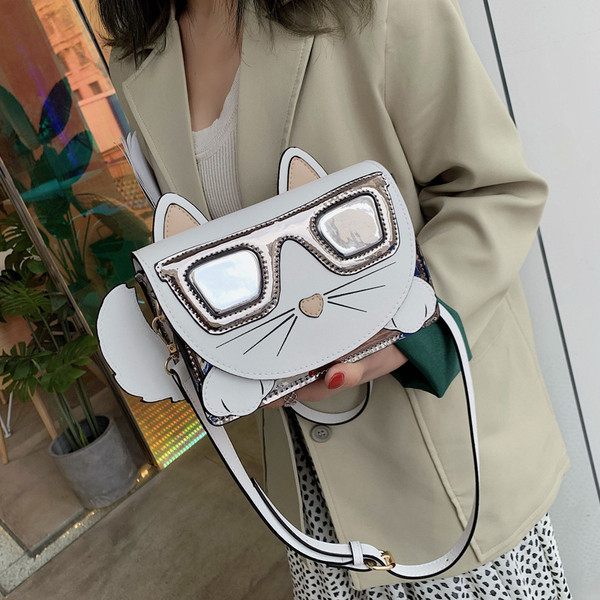 Geanta de dama moderna in doua culori cu elemente 3D