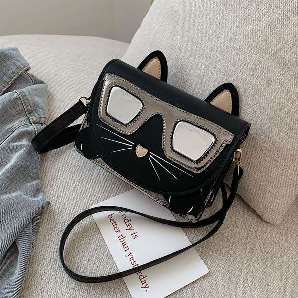 Geanta de dama moderna in doua culori cu elemente 3D