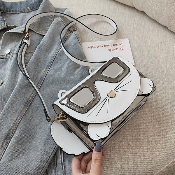 Geanta de dama moderna in doua culori cu elemente 3D