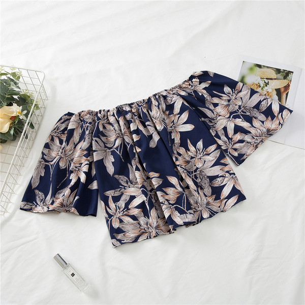 Stílusos női blúz különböző színekben virágos motívummal