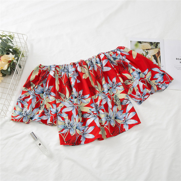 Stílusos női blúz különböző színekben virágos motívummal