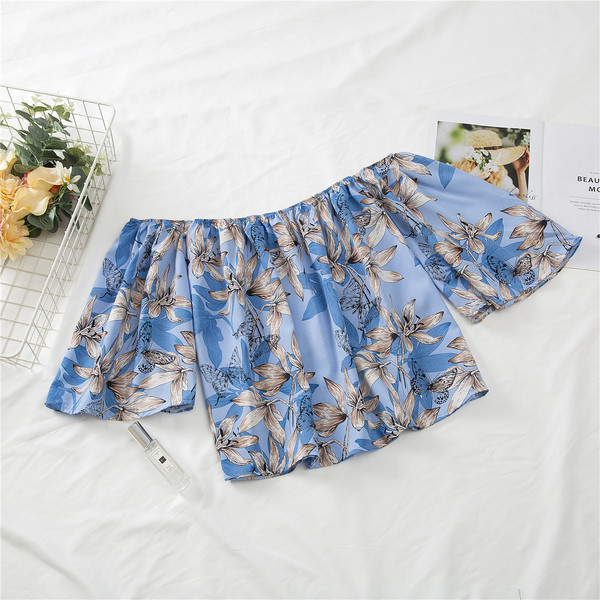 Stílusos női blúz különböző színekben virágos motívummal