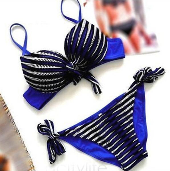 Kétrészes fürdőruha több színben