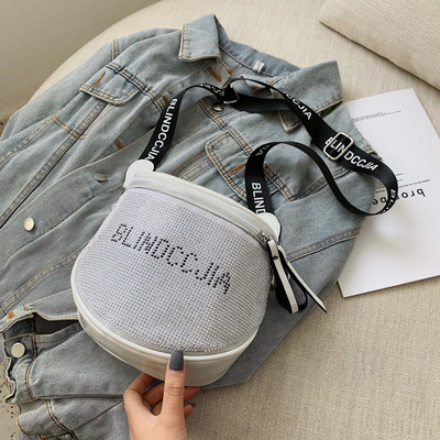 Μοντέρνα γυναικεία τσάντα ς με λαμπερά στοιχεία από οικολογικό δέρμα σε πέντε χρώματα