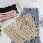 Modern női redős nadrág magas derékkal és nyakkendővel