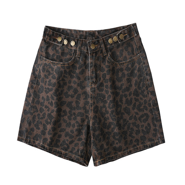 Aktuális női rövidnadrág széles modell leopárd mintával