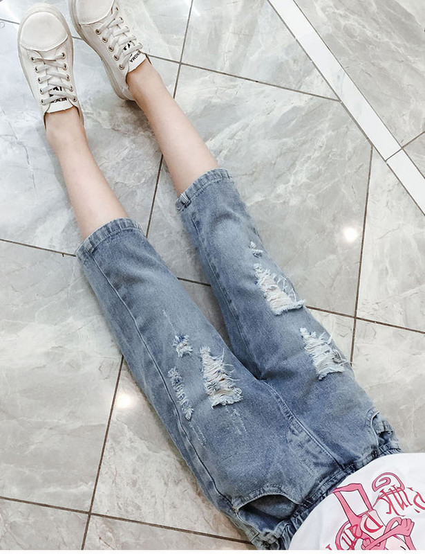 Modern gyerekfarmer szakadt motívumokkal lányoknak